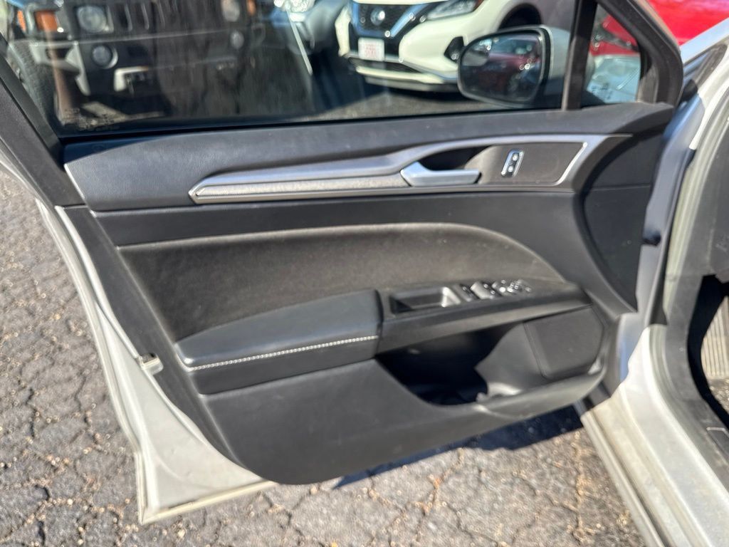 2018 Ford Fusion SE FWD - 23044222 - 15
