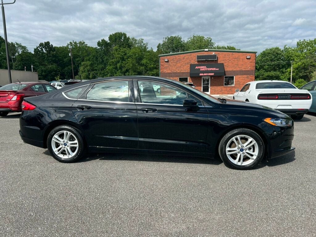 2018 Ford Fusion SE FWD - 22434846 - 1