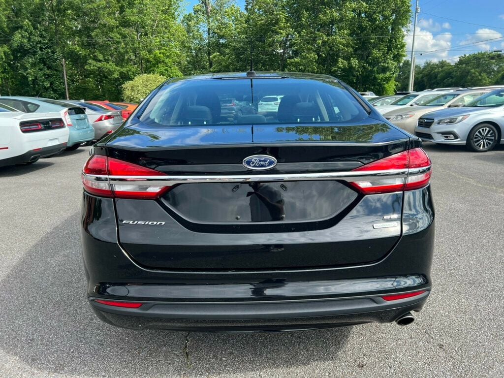 2018 Ford Fusion SE FWD - 22434846 - 3