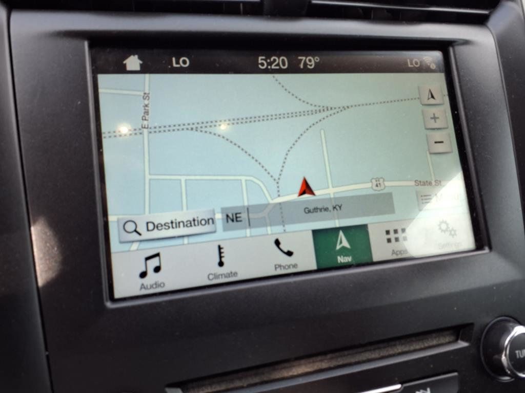 2018 Ford Fusion SE FWD - 22884726 - 12