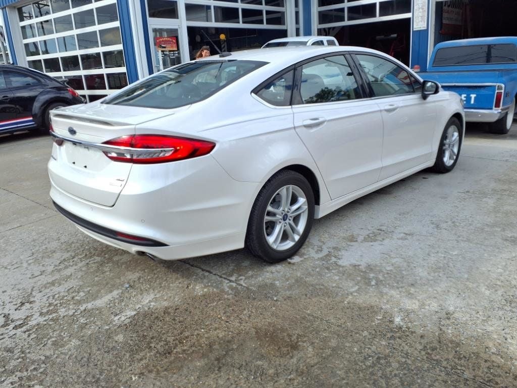 2018 Ford Fusion SE FWD - 22884726 - 1