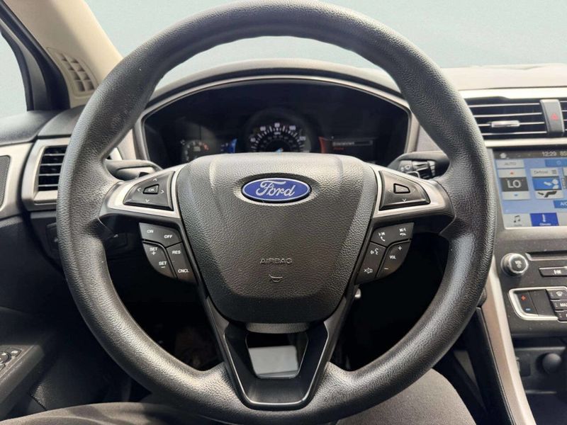 2018 Ford Fusion SE FWD - 23052198 - 25