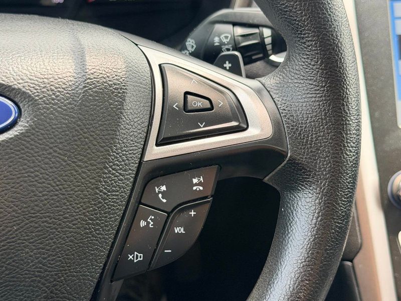 2018 Ford Fusion SE FWD - 23052198 - 26