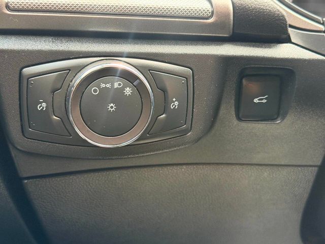 2018 Ford Fusion SE FWD - 23052198 - 30