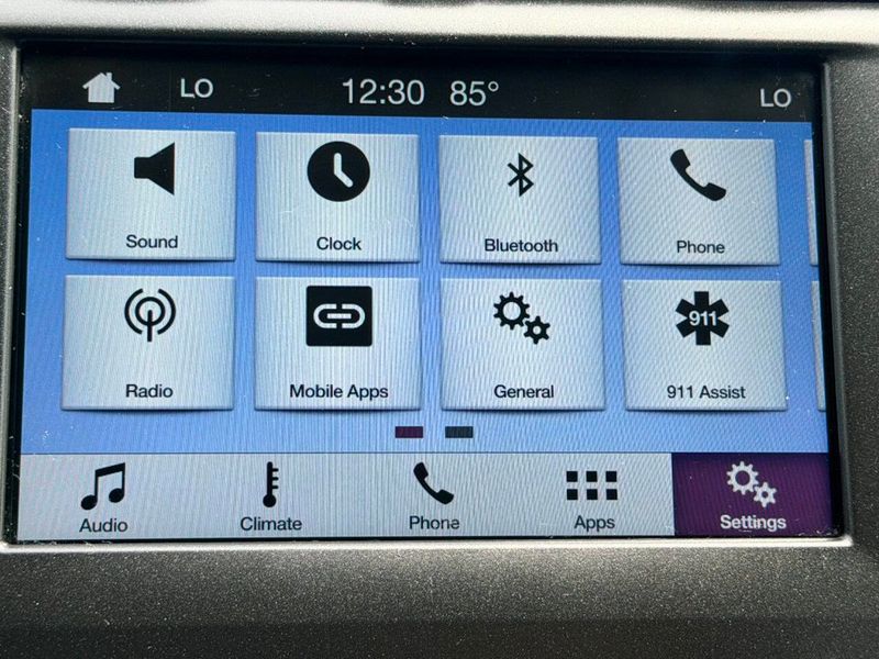 2018 Ford Fusion SE FWD - 23052198 - 36