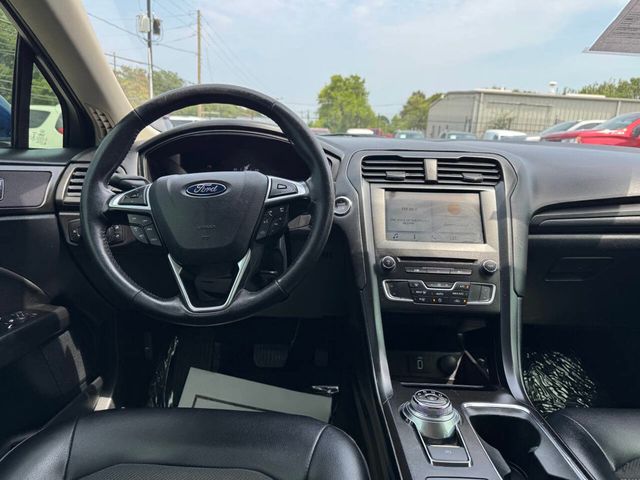 2018 Ford Fusion SE FWD - 22906835 - 16