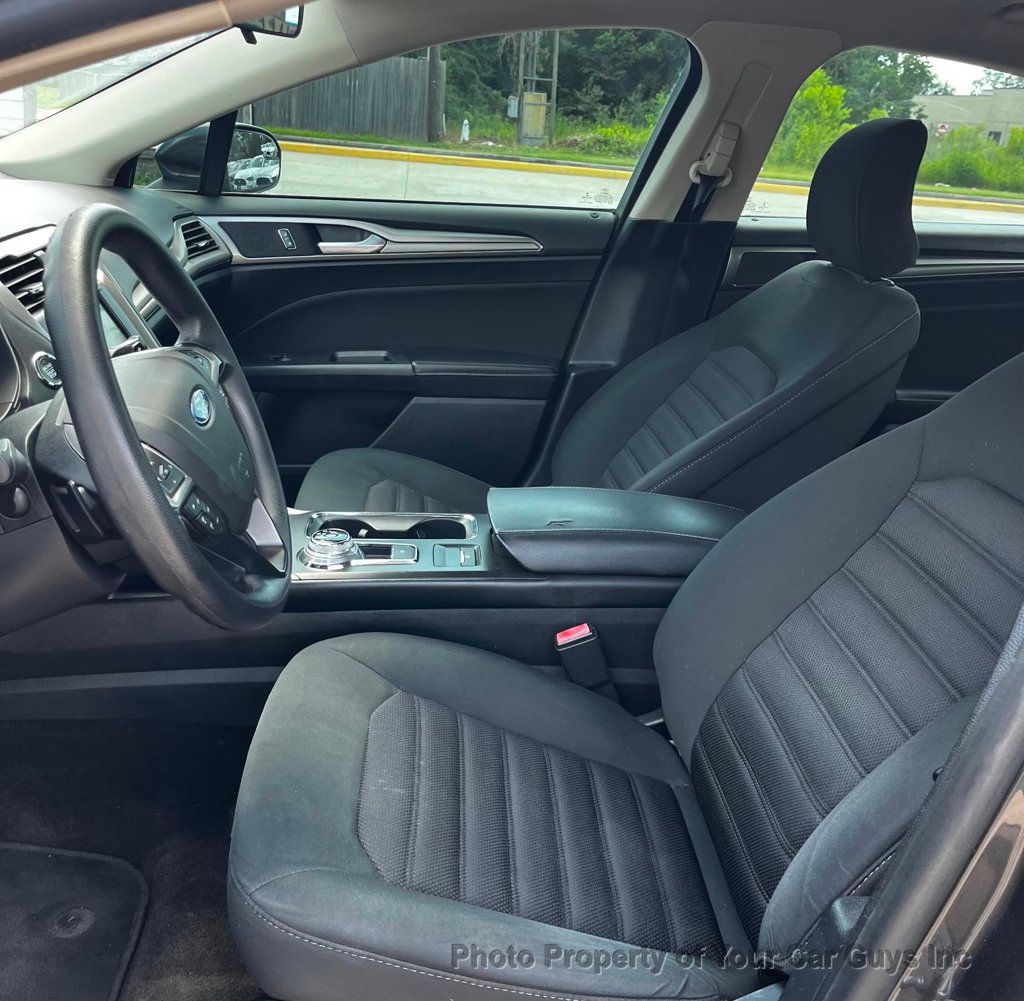 2018 Ford Fusion SE FWD - 23060426 - 13