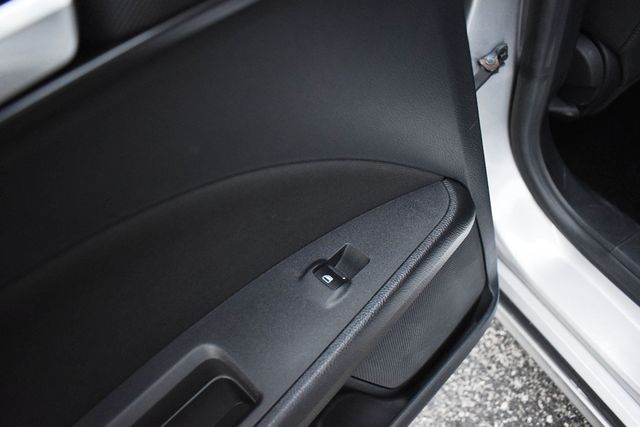 2018 Ford Fusion S FWD - 22979142 - 20