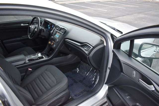 2018 Ford Fusion S FWD - 22979142 - 26