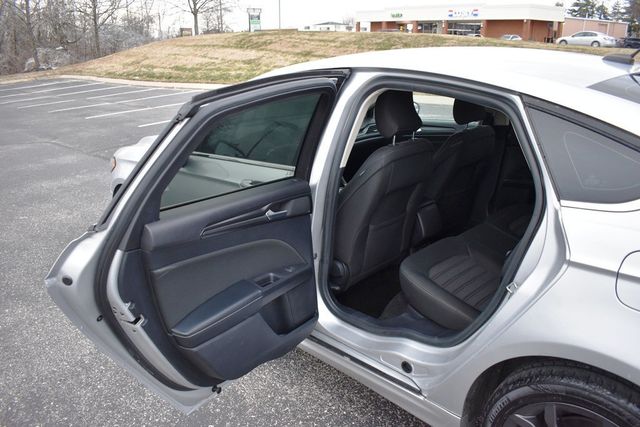 2018 Ford Fusion S FWD - 22979142 - 32