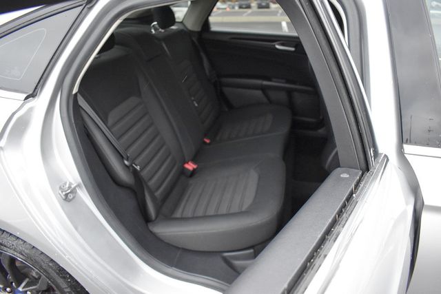 2018 Ford Fusion S FWD - 22979142 - 3