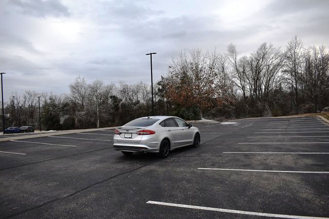 2018 Ford Fusion S FWD - 22979142 - 42