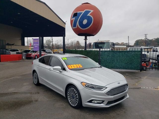 2018 Ford Fusion Titanium photo 2