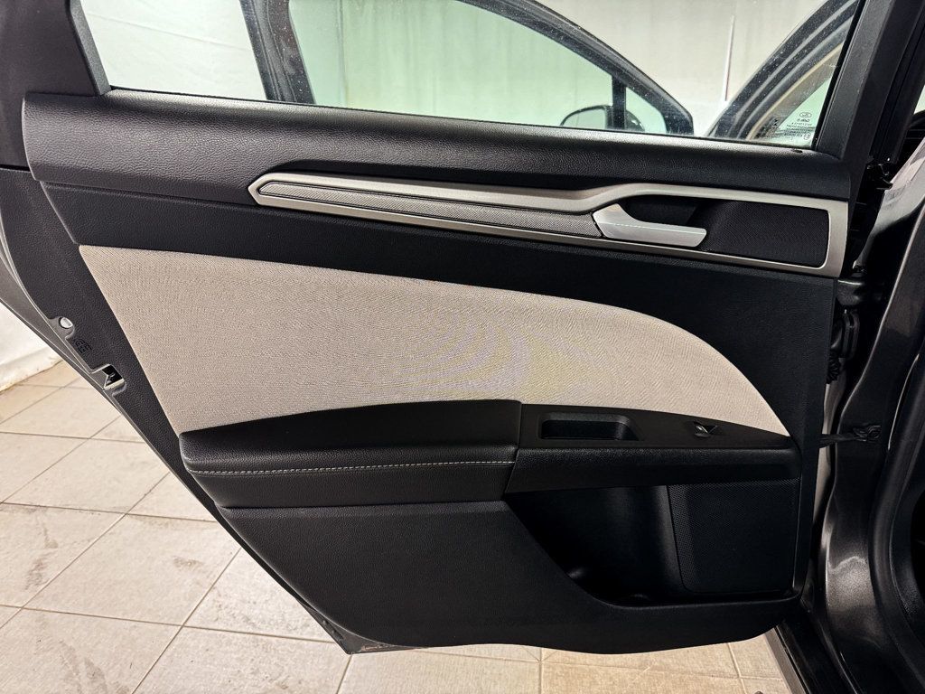 2018 Ford Fusion Hybrid HYBRID S - 22922347 - 13