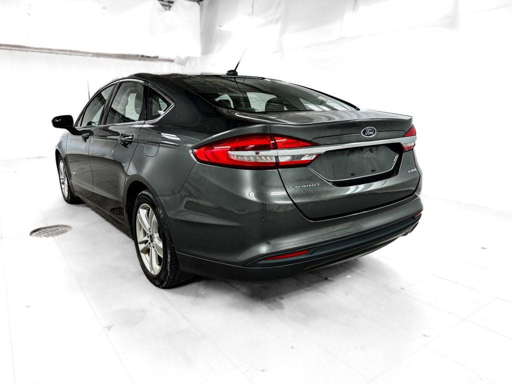2018 Ford Fusion S Hybrid photo 4