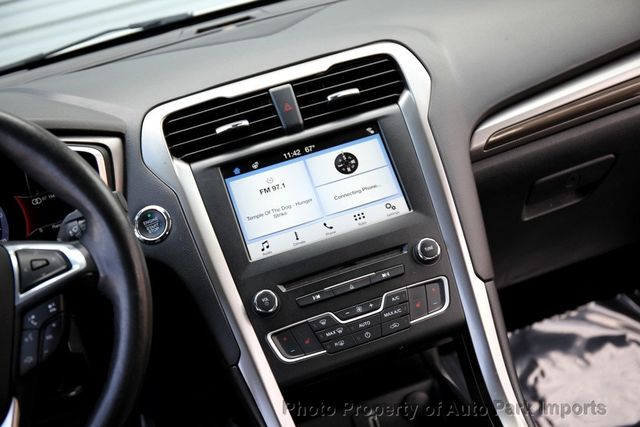 2018 Ford Fusion Hybrid SE FWD - 22929563 - 33