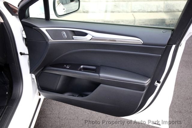 2018 Ford Fusion Hybrid SE FWD - 22929563 - 41