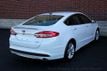 2018 Ford Fusion Hybrid SE FWD - 22929569 - 17