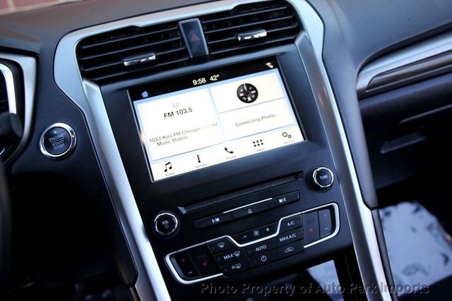 2018 Ford Fusion Hybrid SE FWD - 22929569 - 28