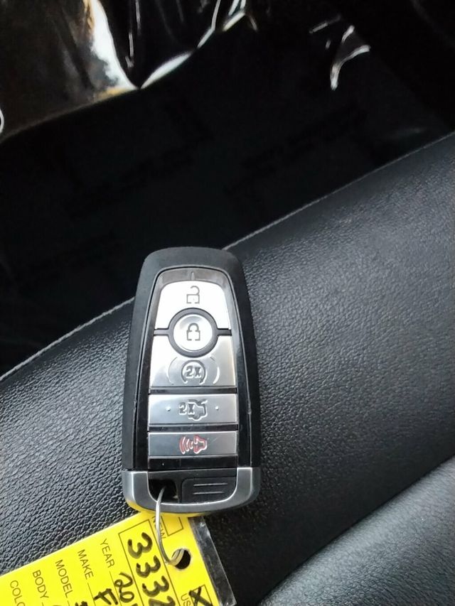 2018 Ford Fusion Hybrid SE FWD - 22941658 - 23