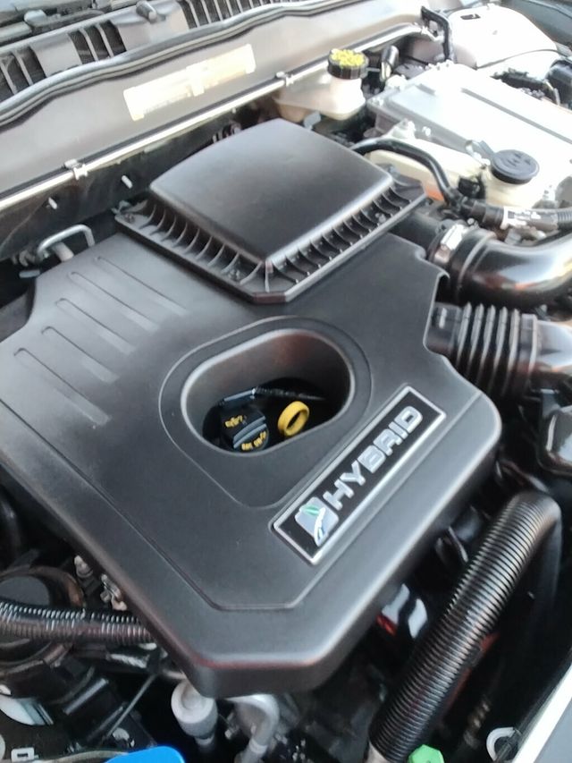 2018 Ford Fusion Hybrid SE FWD - 22941658 - 26