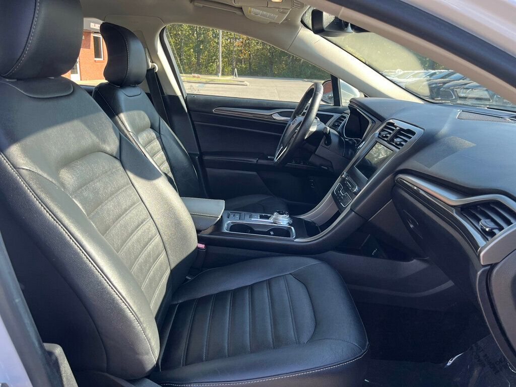 2018 Ford Fusion Hybrid SE FWD - 22936102 - 9