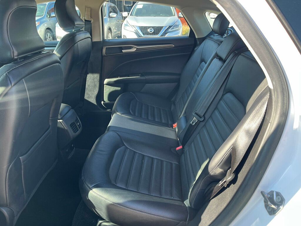 2018 Ford Fusion Hybrid SE FWD - 22936102 - 11