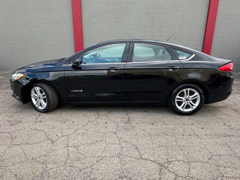 2018 Ford Fusion Hybrid SE FWD - 22880876 - 1