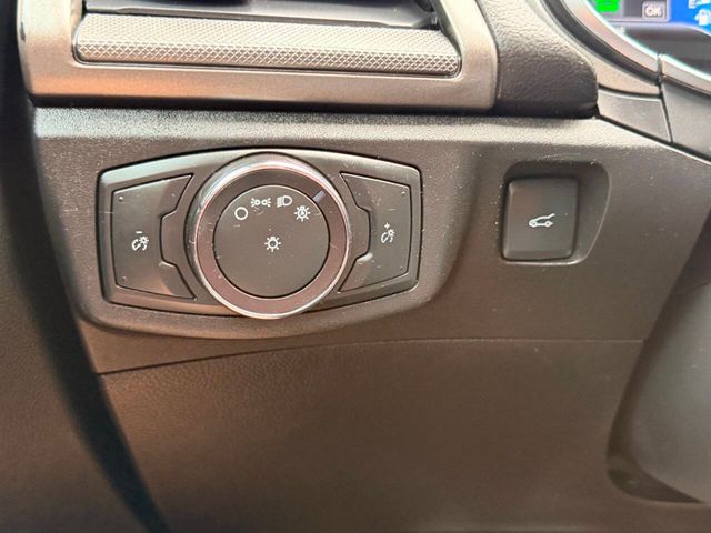 2018 Ford Fusion Hybrid SE FWD - 23043953 - 31