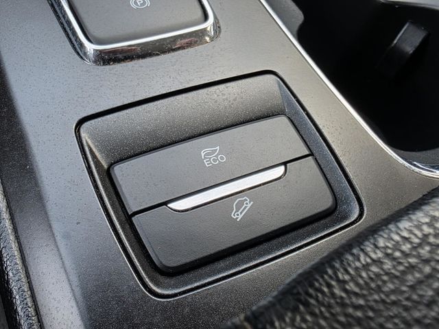 2018 Ford Fusion Hybrid S FWD - 22961825 - 19