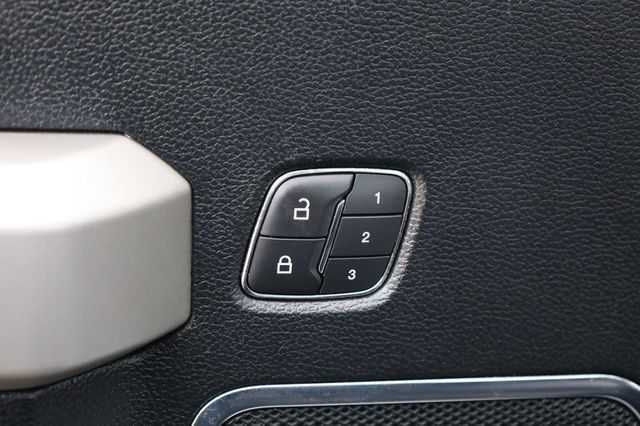 2018 Ford F-150  - 22908429 - 32