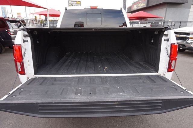 2018 Ford F-150 5.0 8 CYLINDER, LARIAT, BACKUP CAMERA, LEATHER INTERIOR - 23072735 - 9