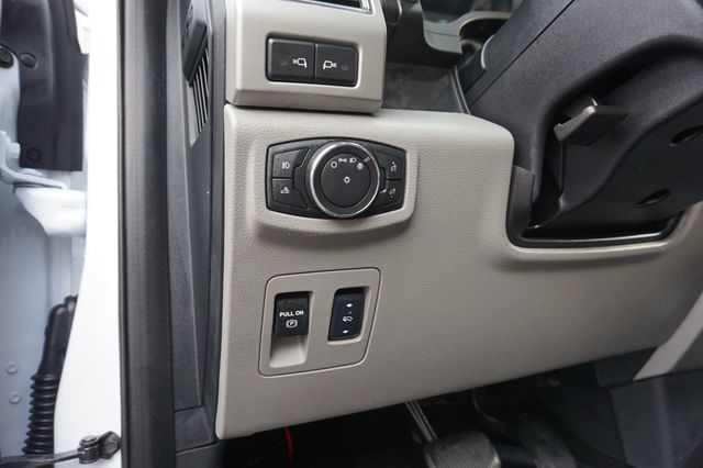 2018 Ford F-150 5.0 8 CYLINDER, LARIAT, BACKUP CAMERA, LEATHER INTERIOR - 23072735 - 25
