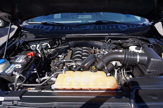 2018 Ford F-150 5.0 V8, LARIAT, 4X4, PREMIUM WHEELS, RUNNING BOARDS, NAVIGATION - 22933571 - 8