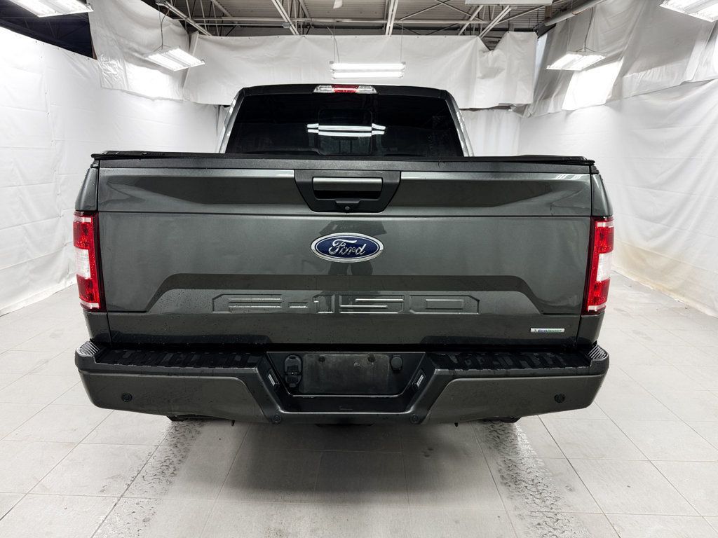 2018 Ford F-150 CREW CAB XLT 4X4 - 22985636 - 3