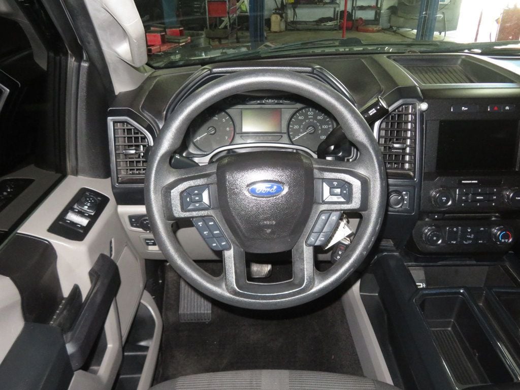 2018 Ford F-150 EXTRA CLEAN 1OWNER SUPERCREW F150 GREAT COLOR 4X4 - 22927700 - 32