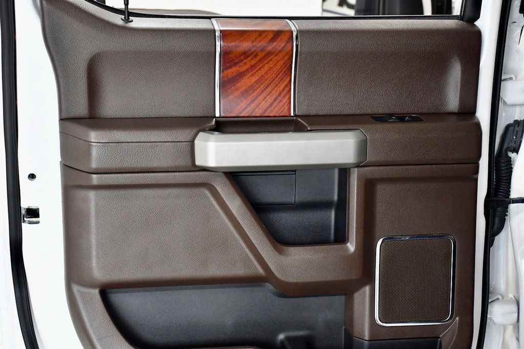 2018 Ford F-150 King Ranch 2WD SuperCrew 5.5' Box - 23033717 - 10