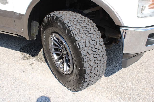 2018 Ford F-150 King Ranch 4WD SuperCrew 5.5' Box - 23069942 - 38