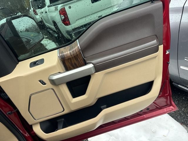 2018 Ford F-150 Lariat - 22985698 - 8