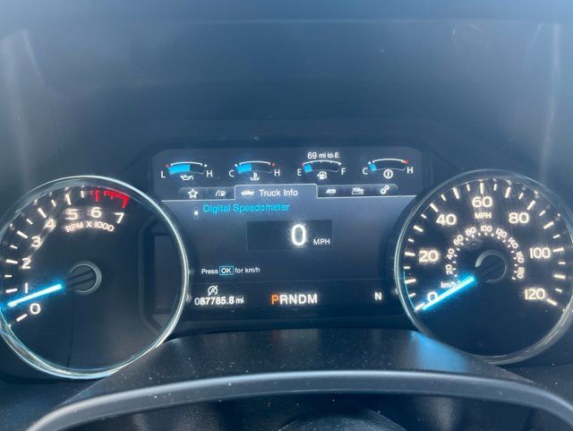 2018 Ford F-150 Lariat - 23021371 - 10