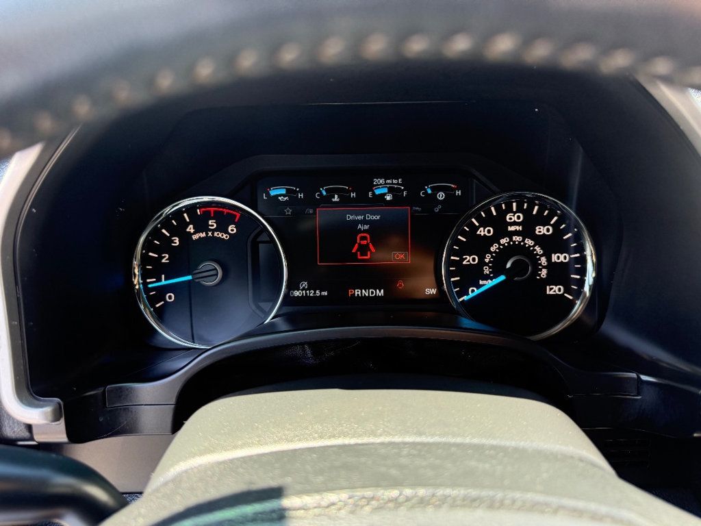 2018 Ford F-150 LARIAT - 22917861 - 23