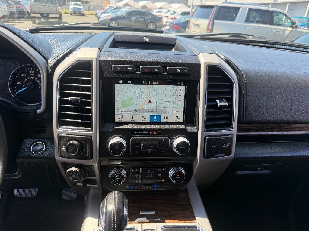 2018 Ford F-150 LARIAT - 22917861 - 24