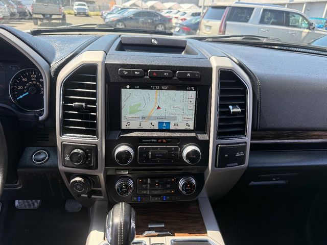 2018 Ford F-150 LARIAT - 22917861 - 24