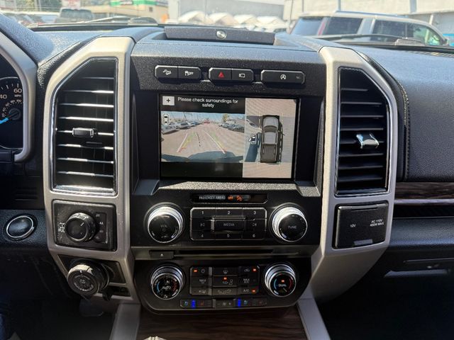 2018 Ford F-150 LARIAT - 22917861 - 25