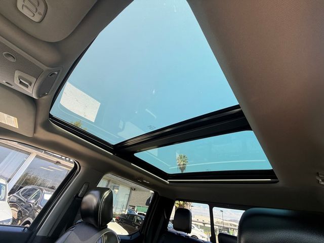 2018 Ford F-150 LARIAT - 22917861 - 29