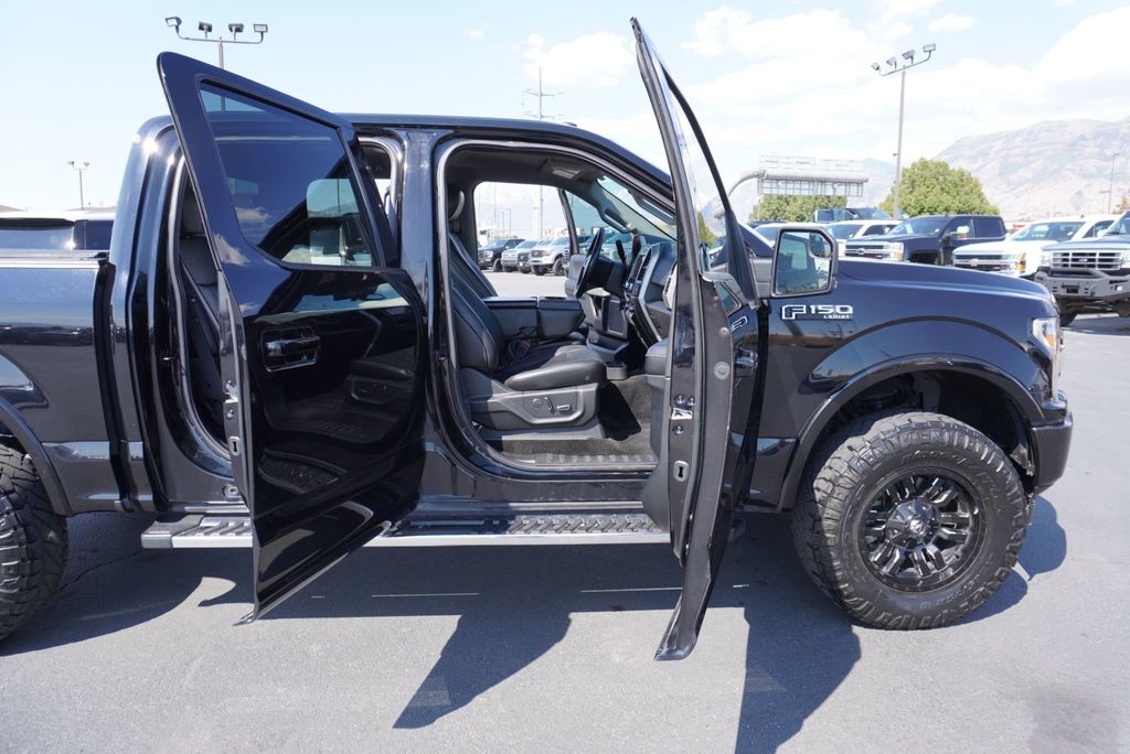 2018 Ford F-150 Lariat photo 22
