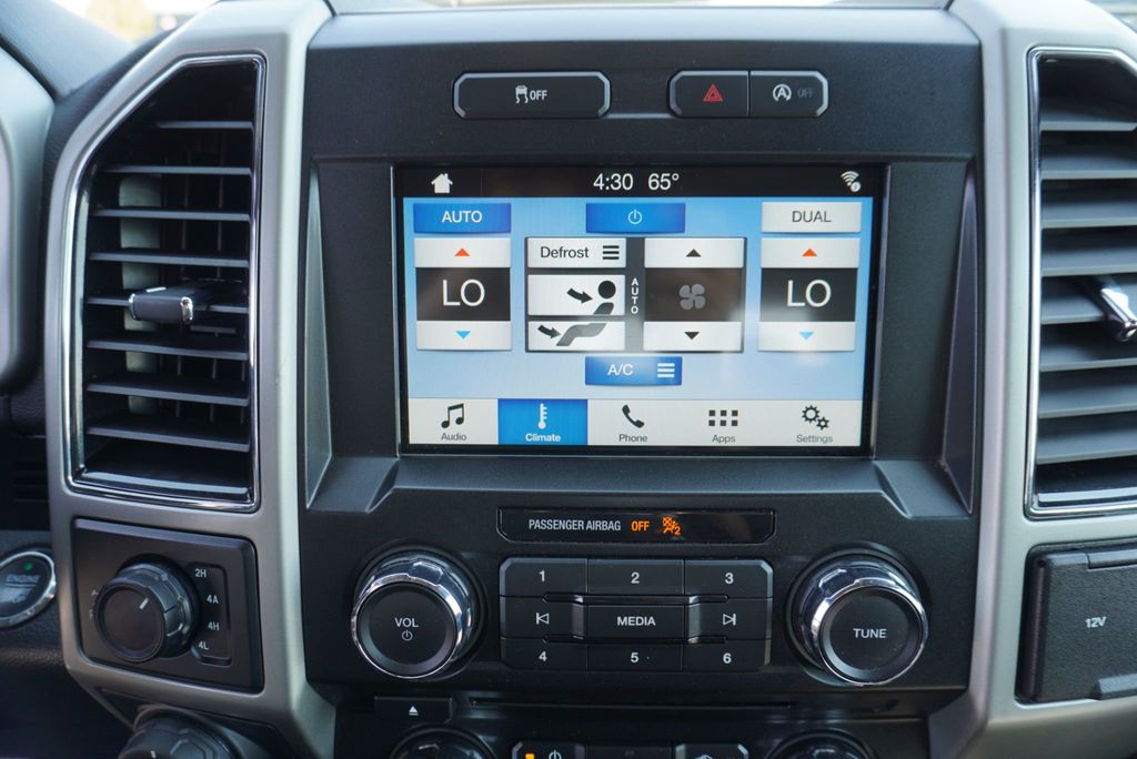 2018 Ford F-150 Lariat photo 30
