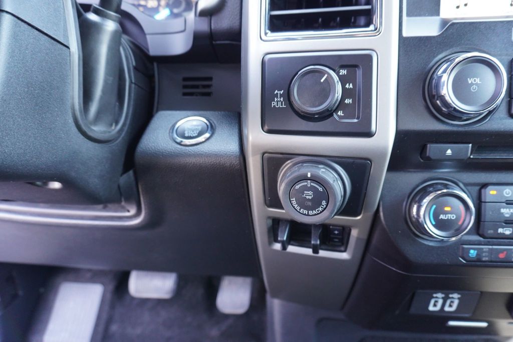 2018 Ford F-150 Lariat photo 36