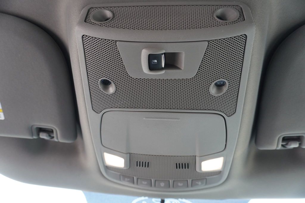 2018 Ford F-150 Lariat photo 37