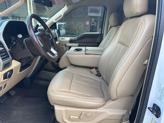 2018 Ford F-150 Lariat - 22737189 - 20